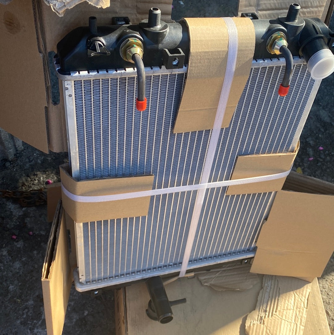 Radiator plastic tank Mitsubishi Mini cab