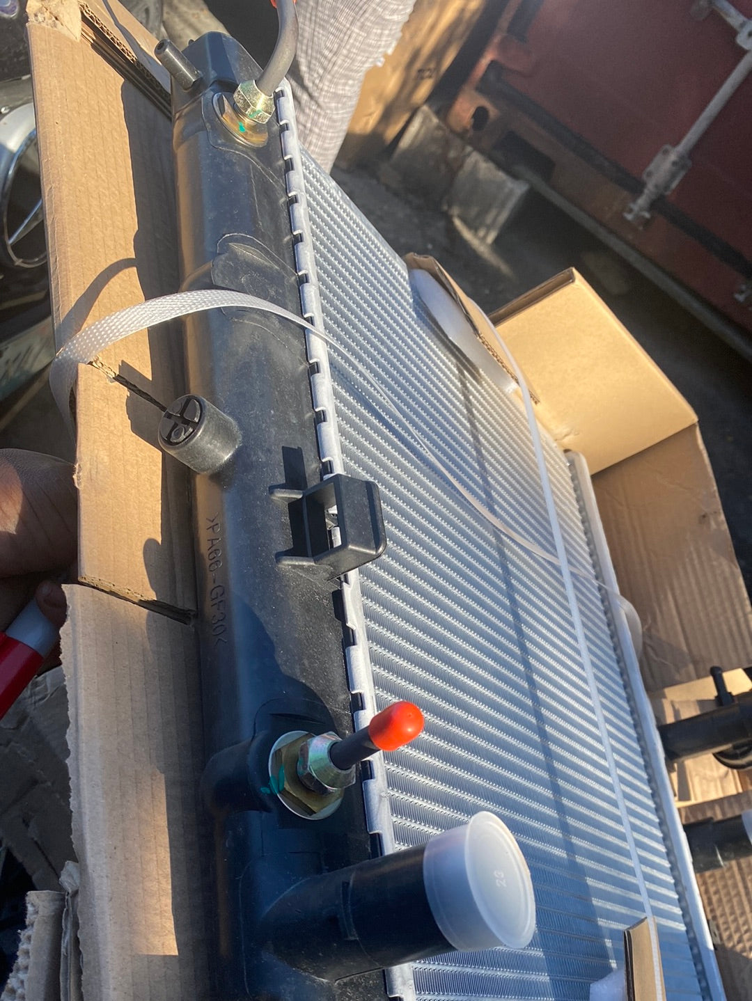 Radiator for Nissan March