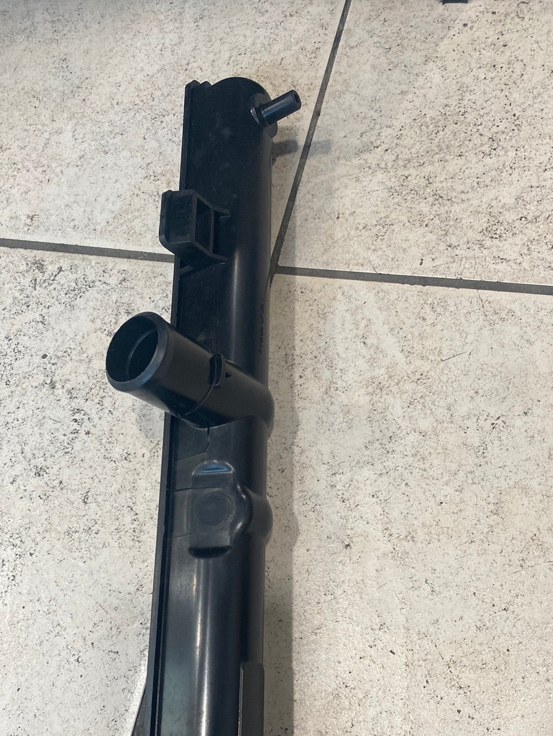 Radiator plastic tank