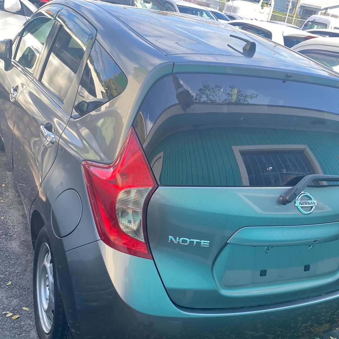 2013 Nissan Note Gray