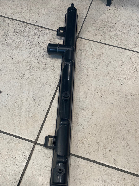 Radiator plastic tank