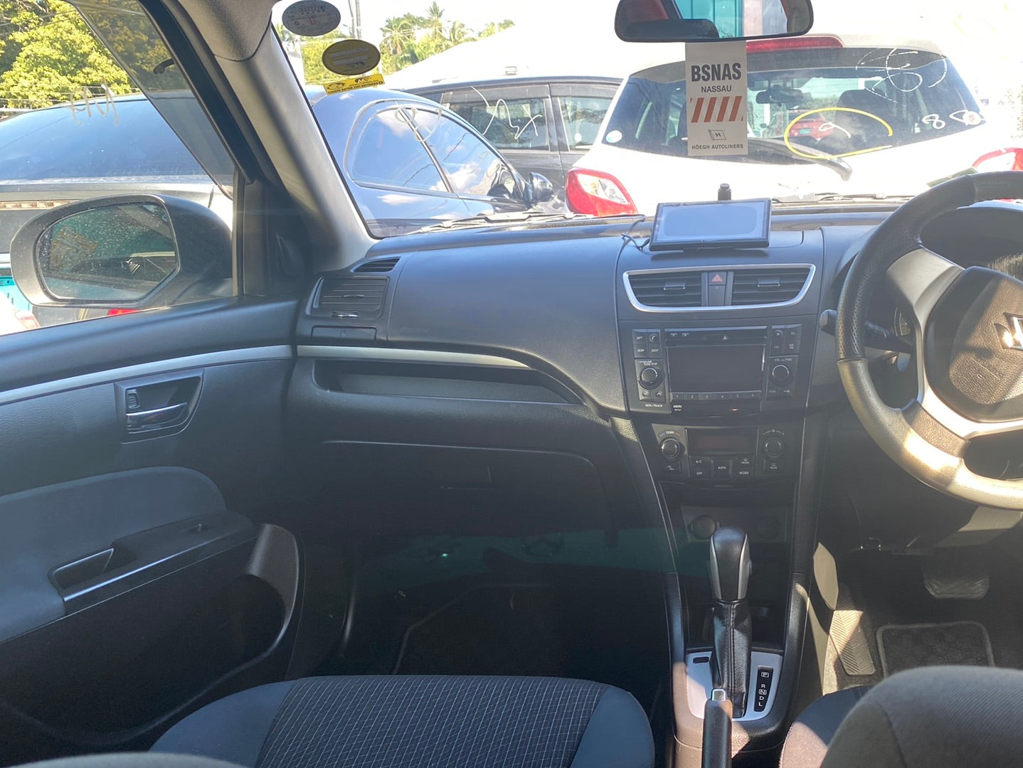 2013 Suzuki Swift Gray