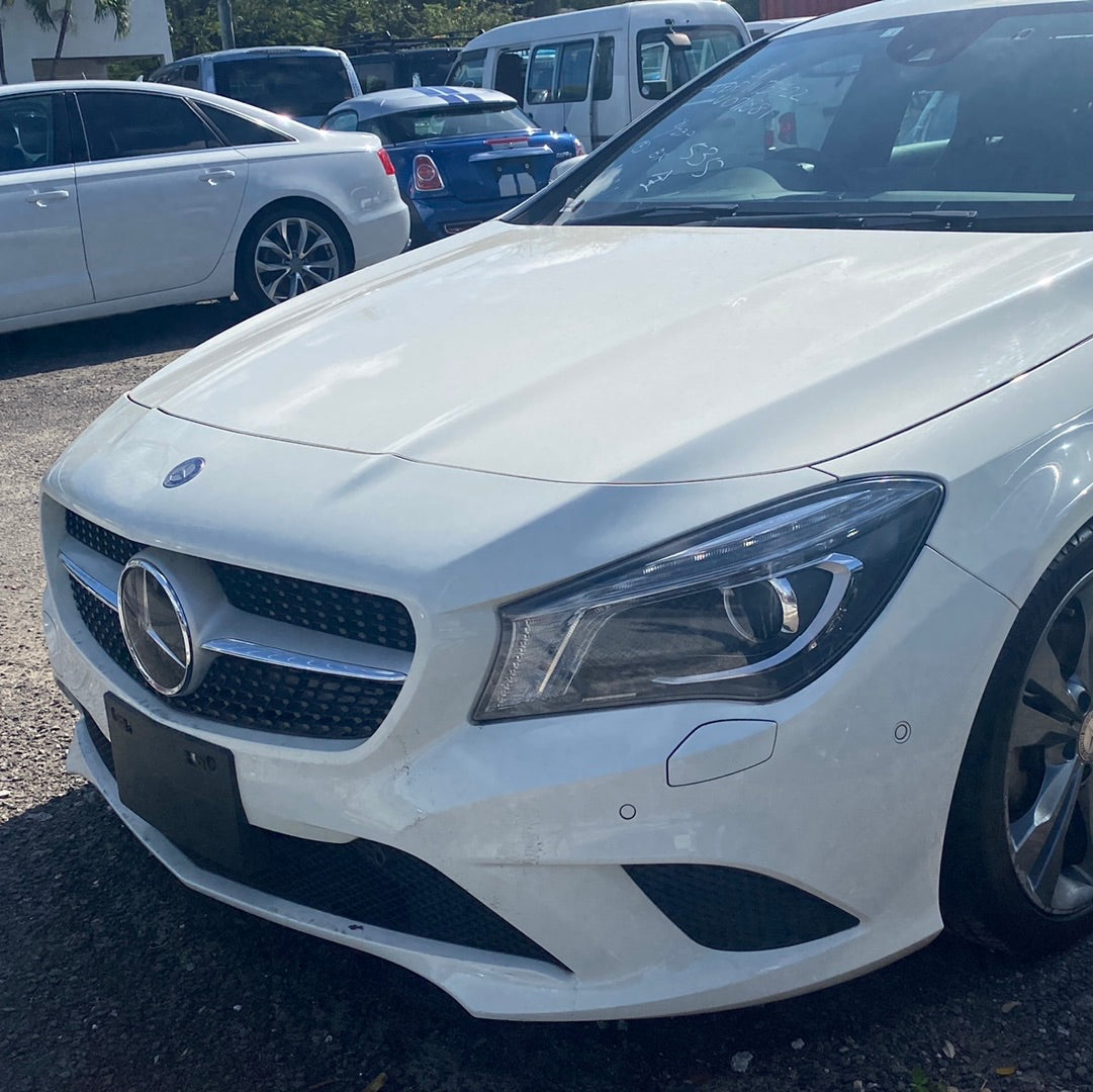 2014 Mercedes-Benz CLA White