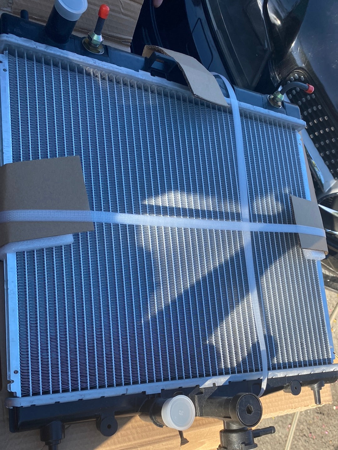 Radiator for Nissan March