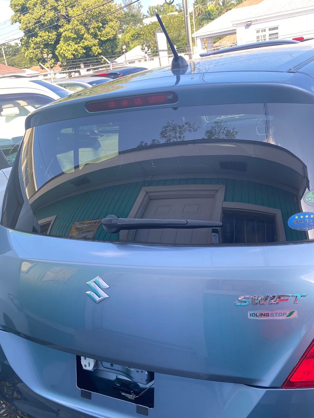 2013 Suzuki Swift Gray