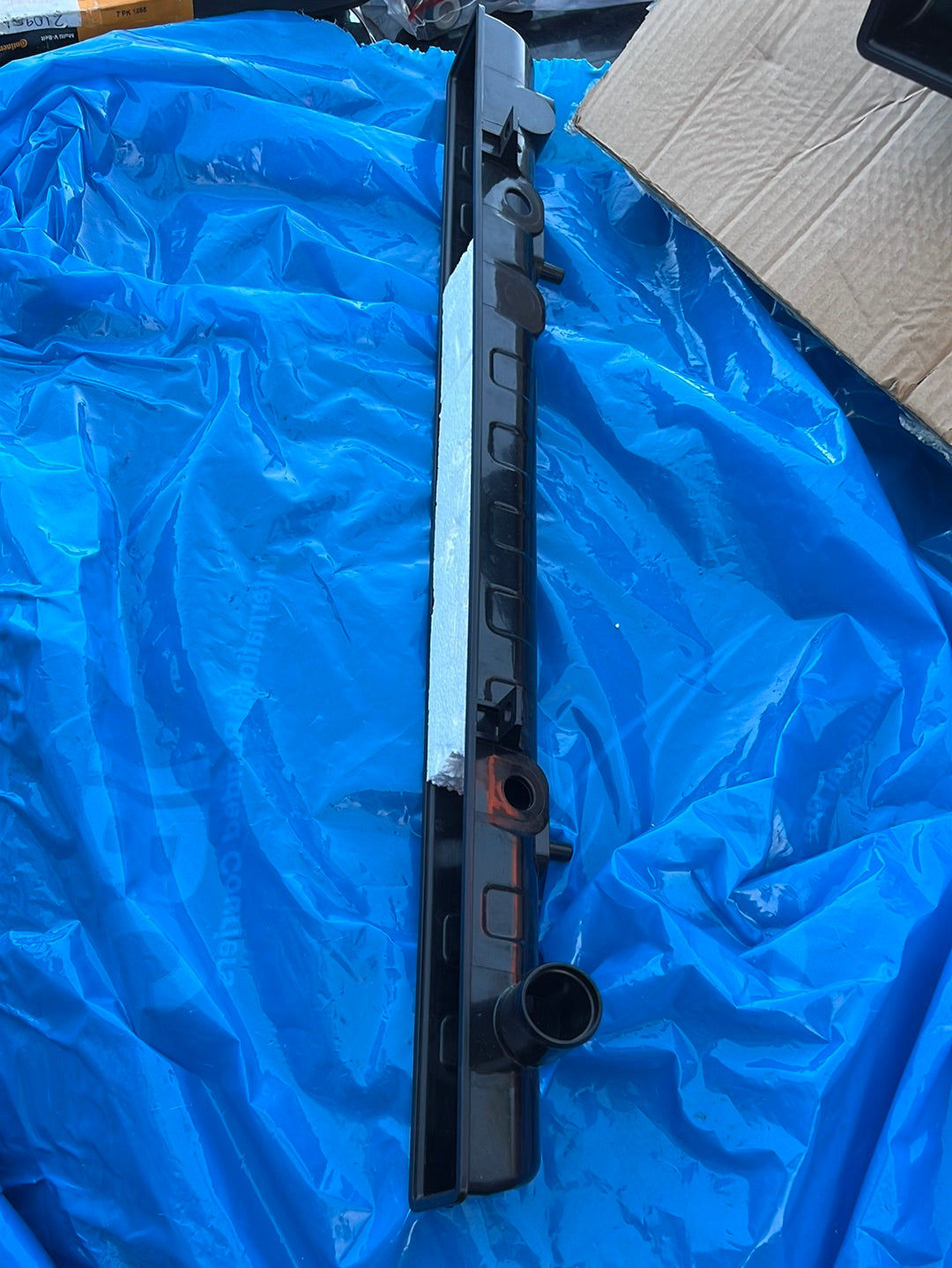 Radiator plastic tank ???