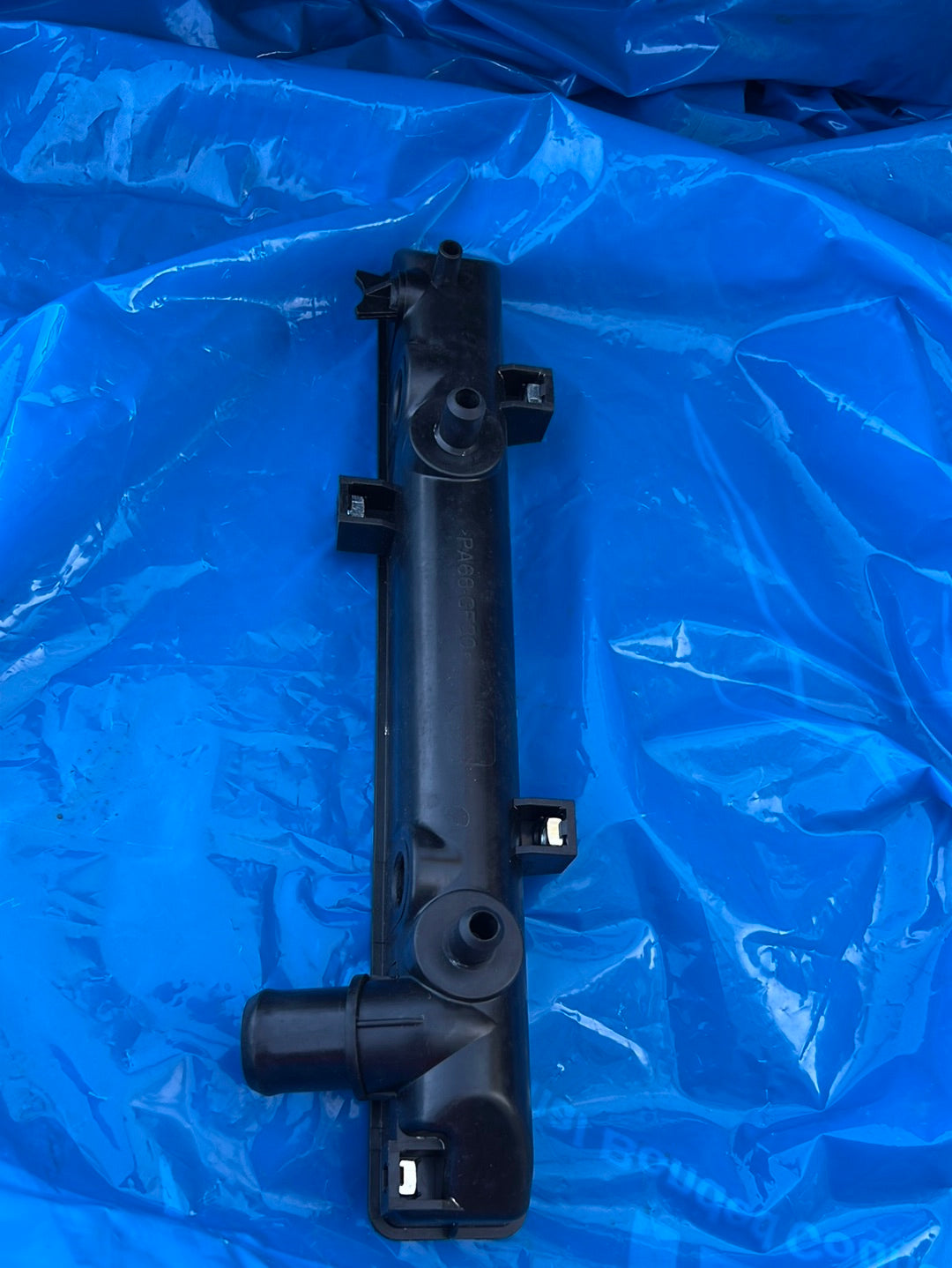Radiator plastic tank