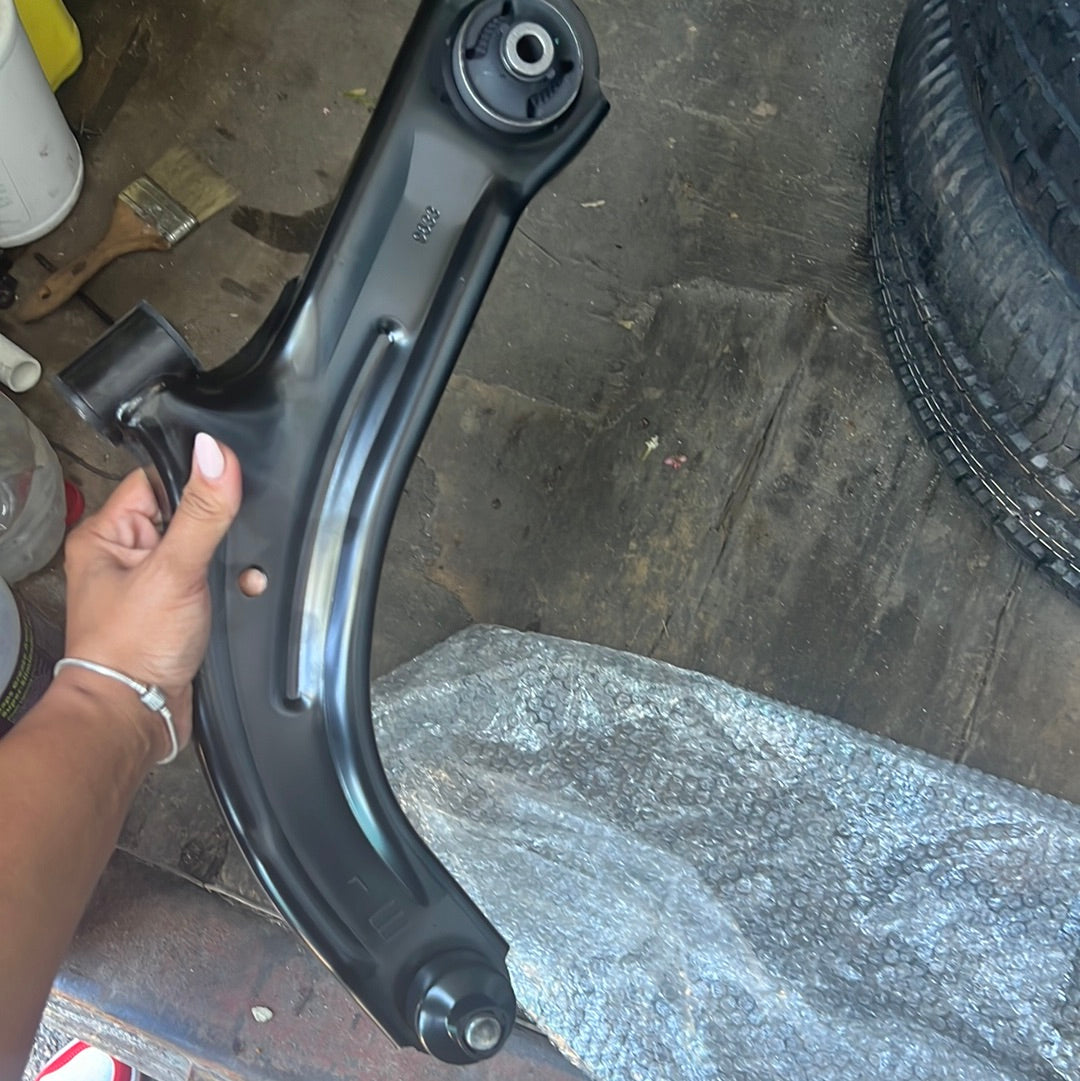 Cube lower control arm