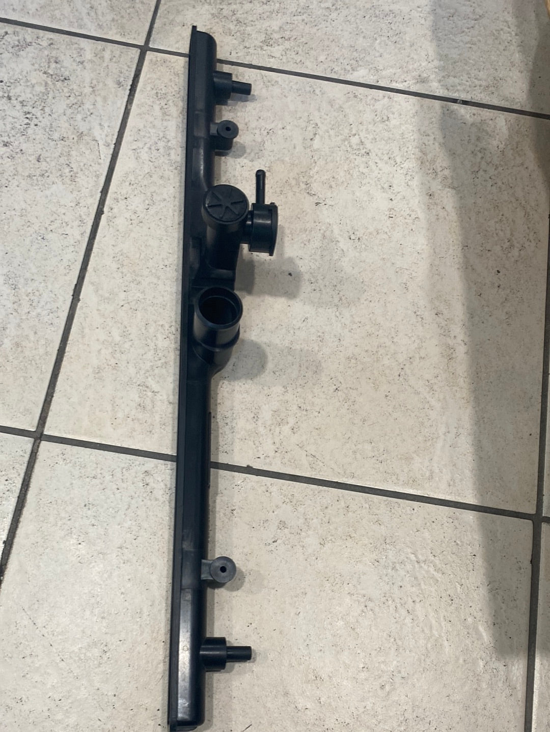 Radiator plastic tank