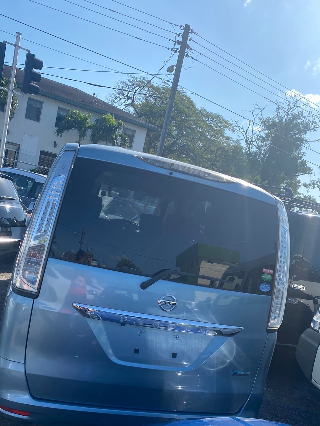 2013 Nissan Serena blue