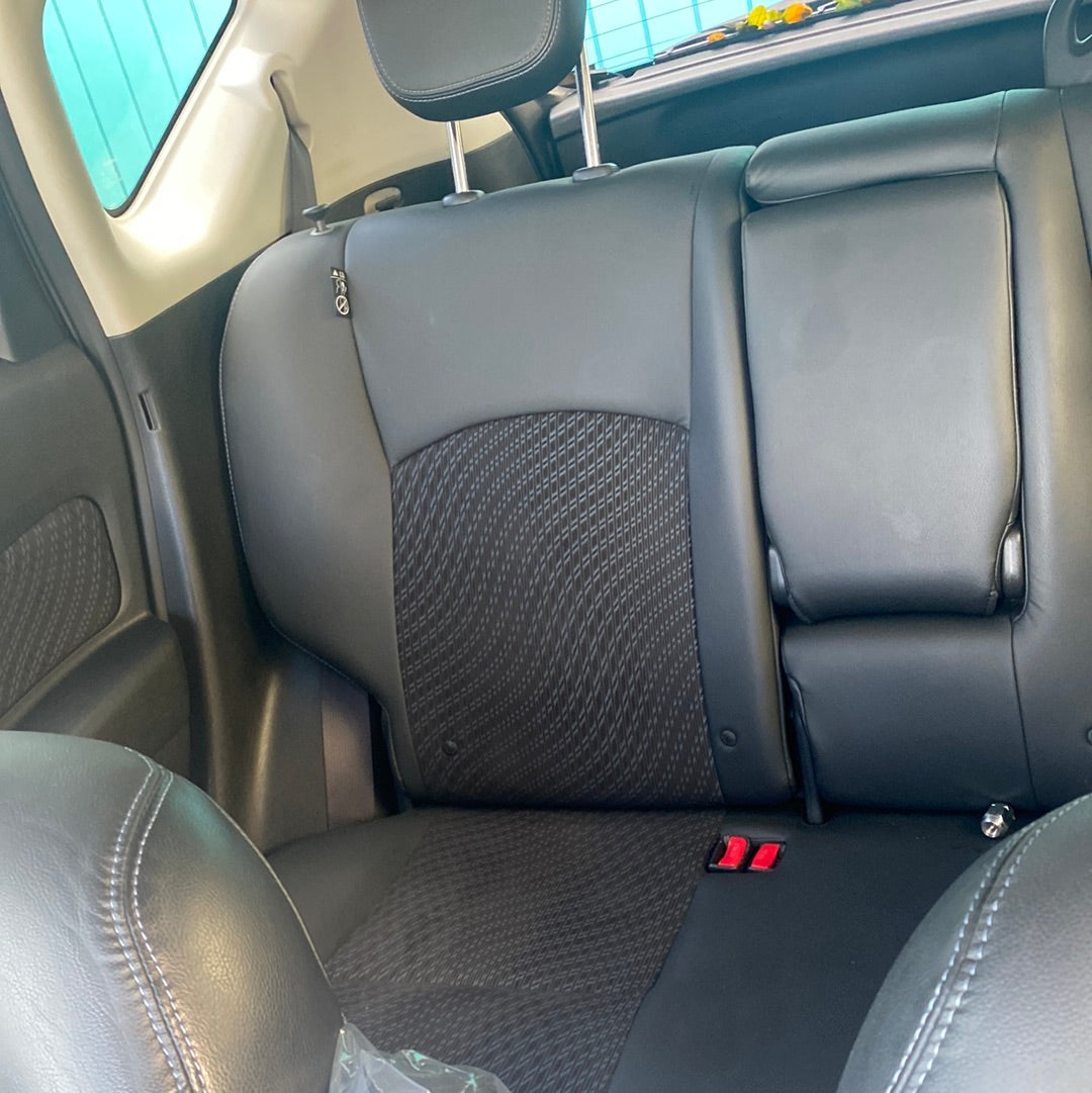 2013 Nissan Note Gray