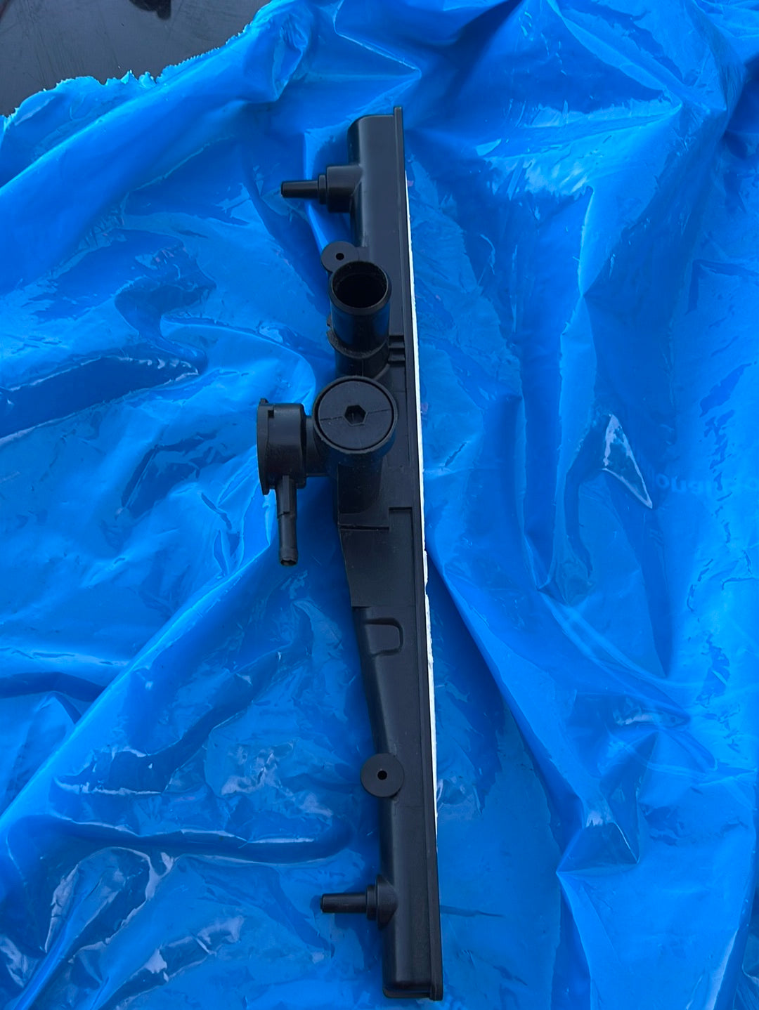 Radiator plastic tank ?