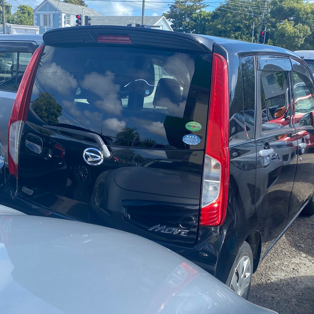 2013 Daihatsu Move black