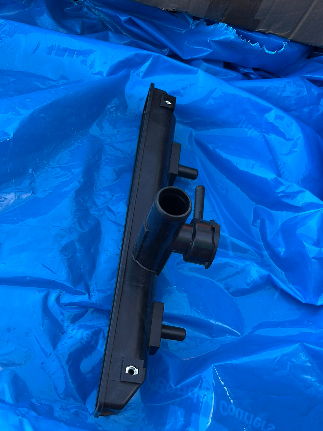 Radiator plastic tank