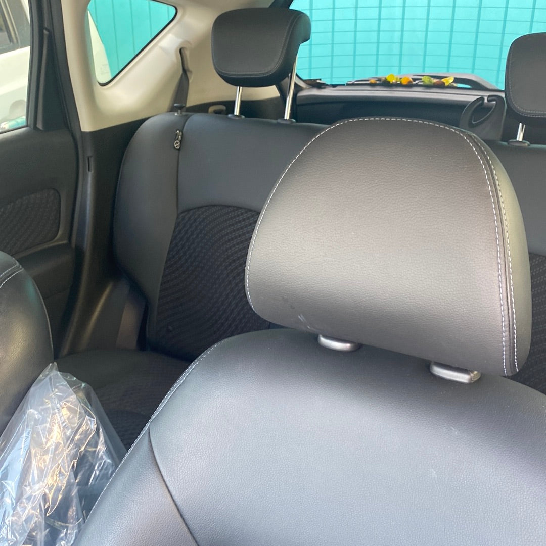 2013 Nissan Note Gray