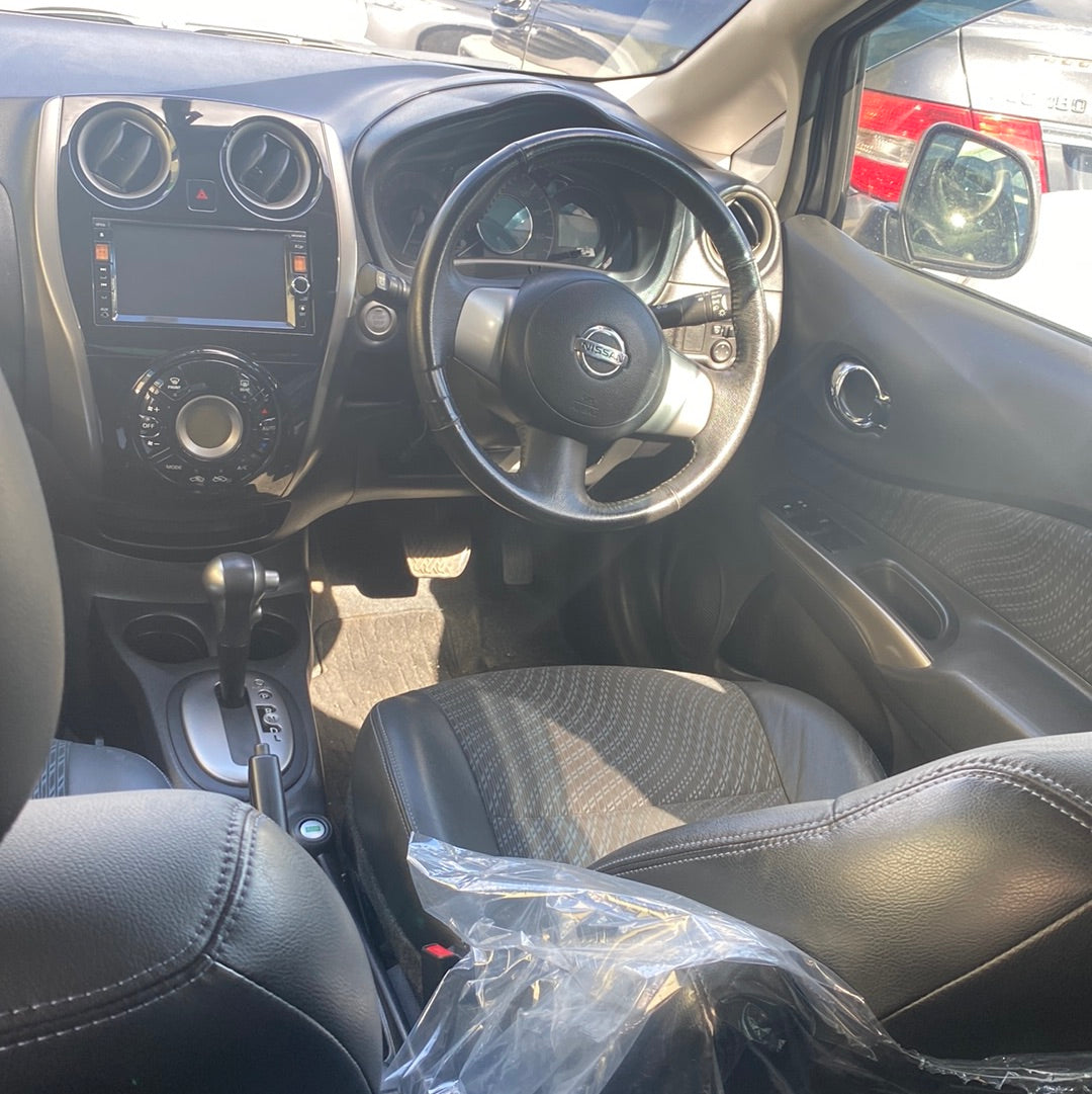 2013 Nissan Note Gray