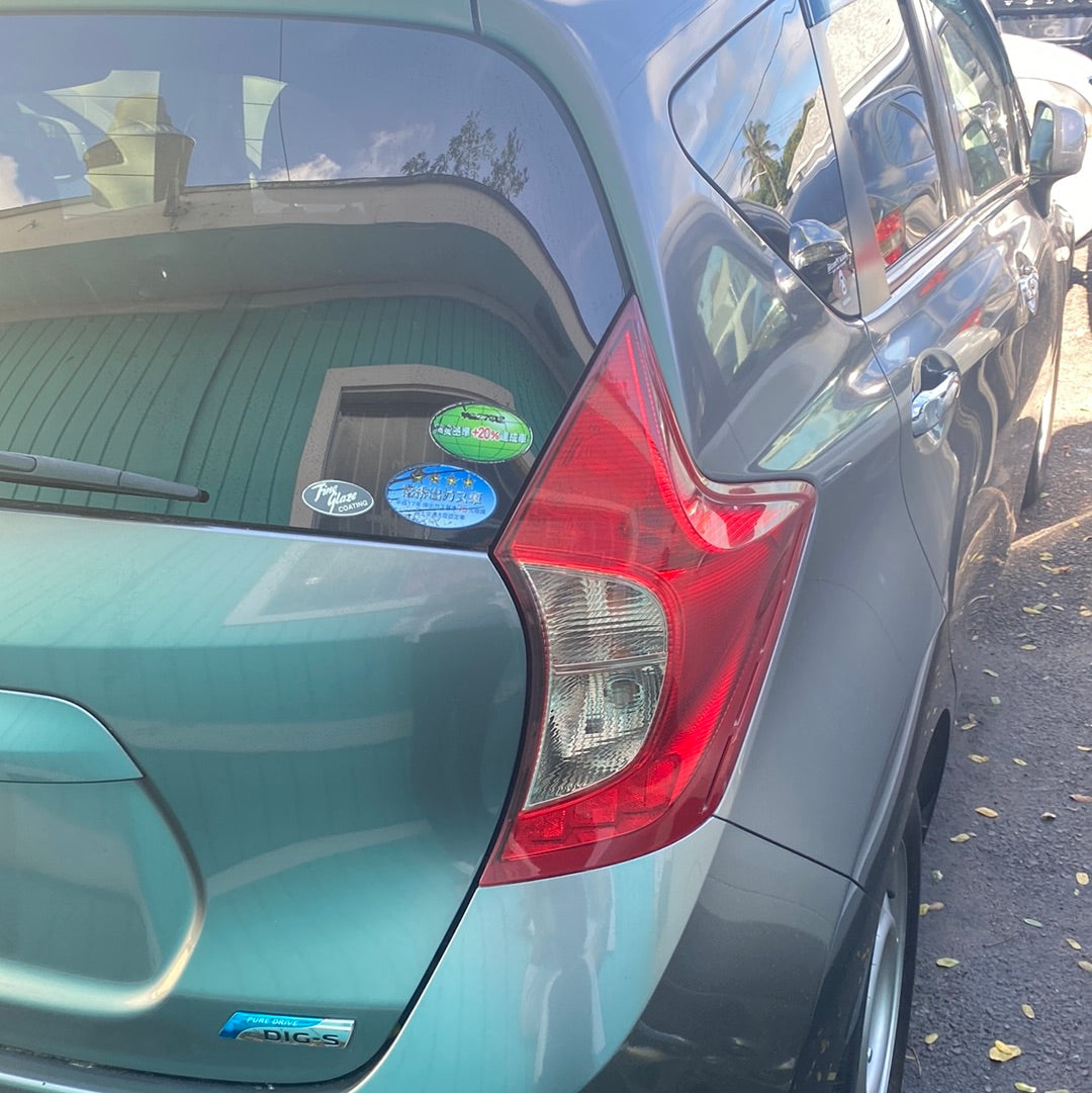 2013 Nissan Note Gray