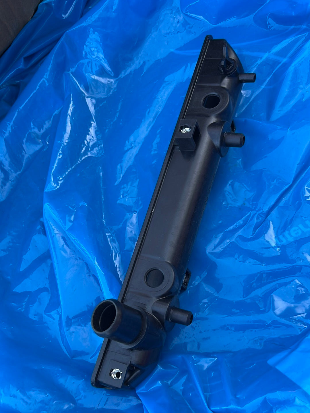 Radiator plastic tank
