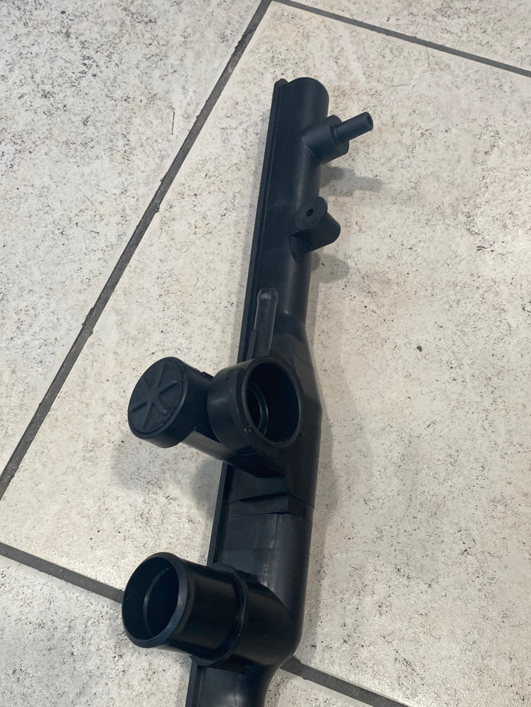 Radiator plastic tank