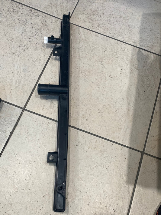Radiator plastic tank