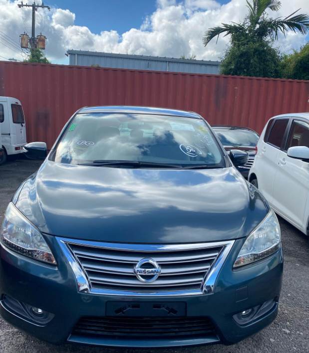 2013 Nissan Sylphy Green