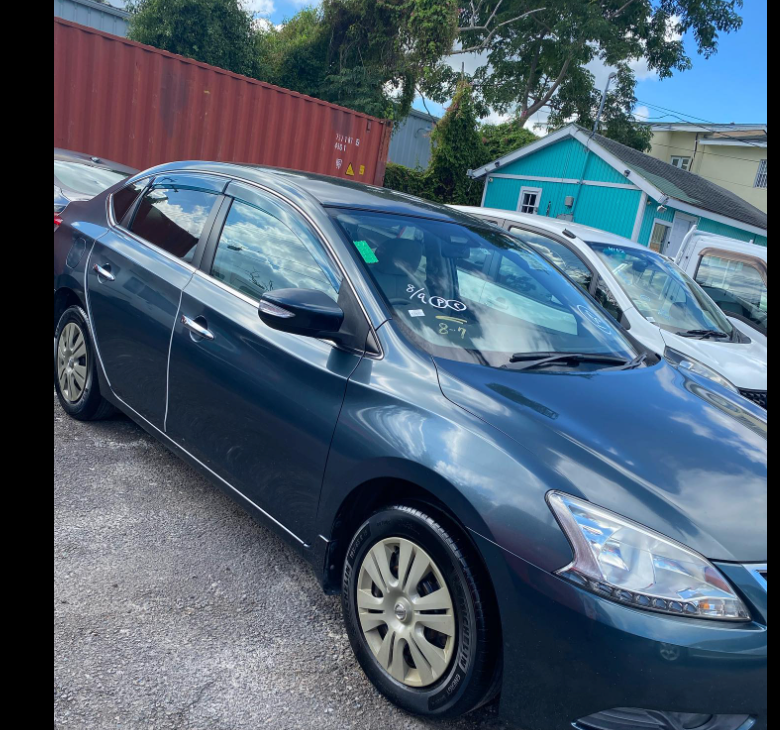 2013 Nissan Sylphy Green