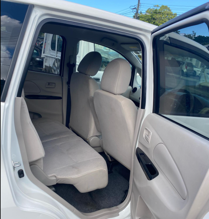 2014 Nissan dayz White
